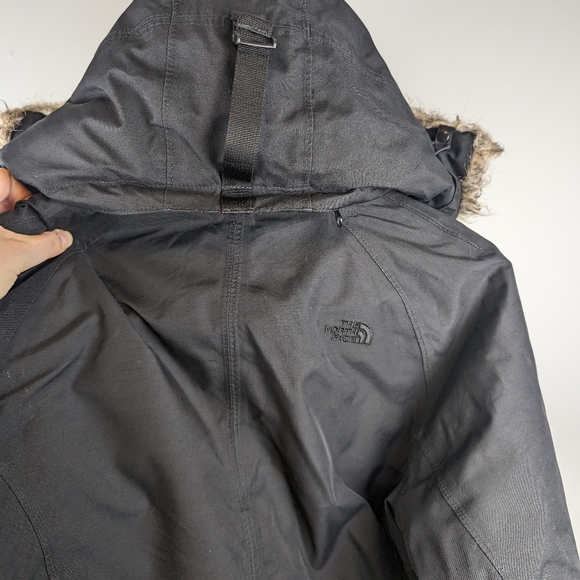 The North Face Down Parka woman's size M - Black - Picture 8 of 9